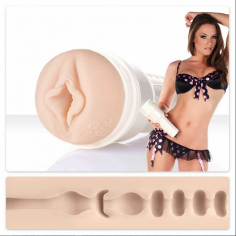 Мастурбатор реалистичный Fleshlight Tori Black, tpr, телесный, 25 см