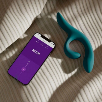 Набор для пар We-Vibe Date Night Set: Вибратор Nova 2 + виброкольцо Pivot