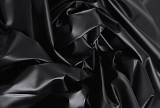 Новинка от Toyfa! Простыня виниловая для секса Black&Red